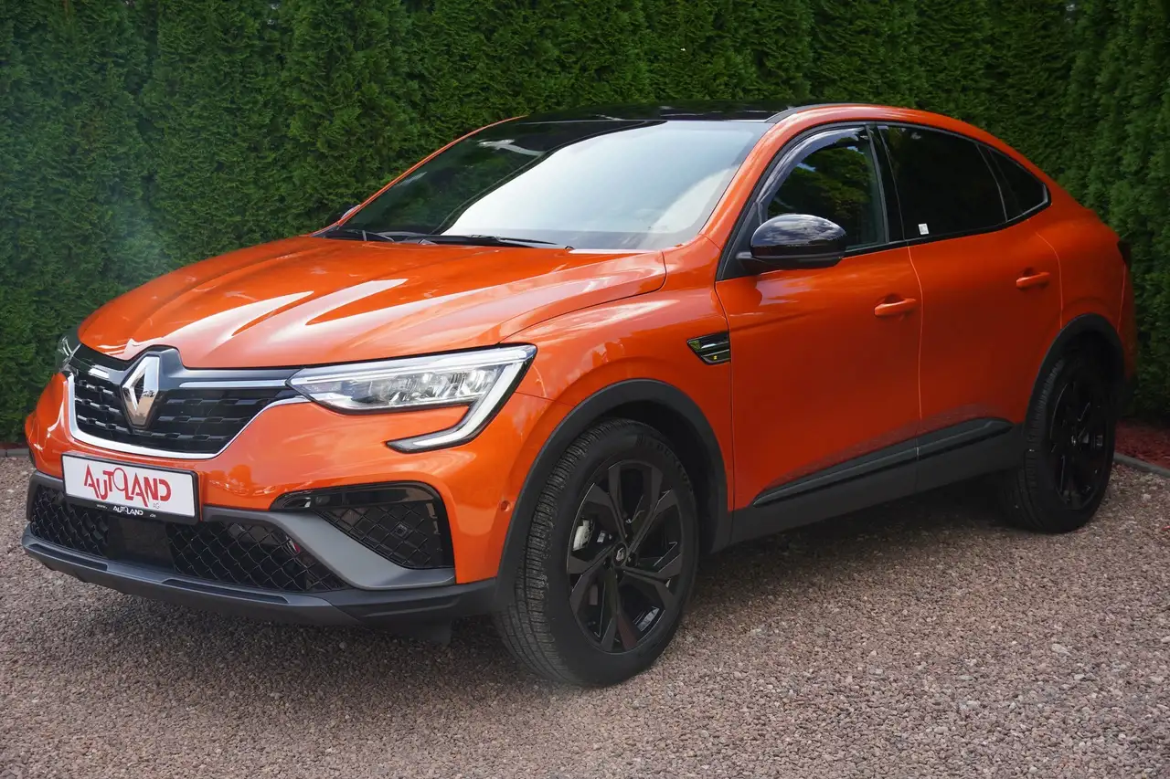 Renault Arkana 1.3 TCE M-Hybrid R.S. Line LED Navi ACC — photo 1 of 6