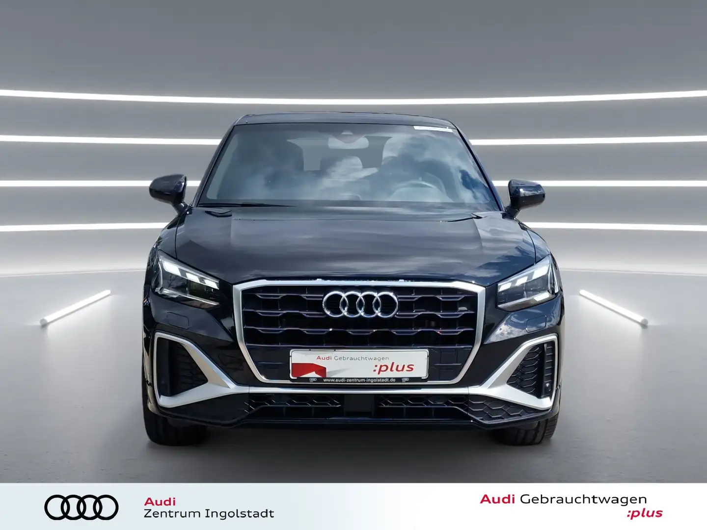Audi Q2 30 TFSI 2x S line MATRIX AHK NAVI Keyless 19" Schwarz - 2