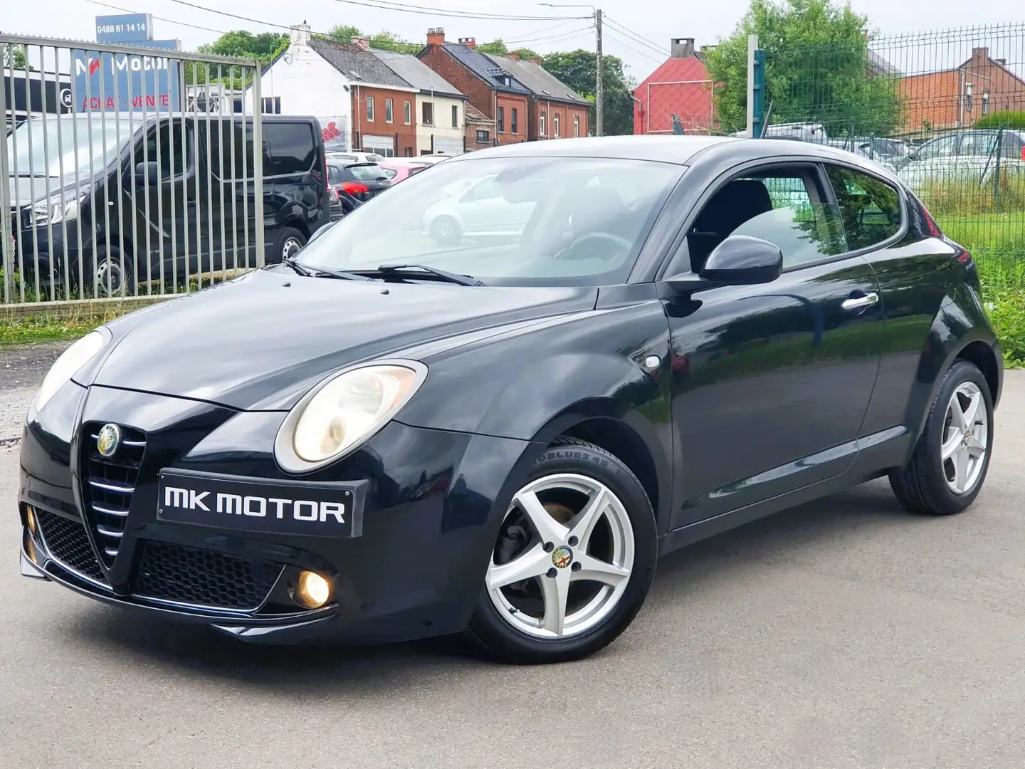 Alfa Romeo MiTo 🟢1.4 ESSENCE 79CV - AIRCO Noir - 1