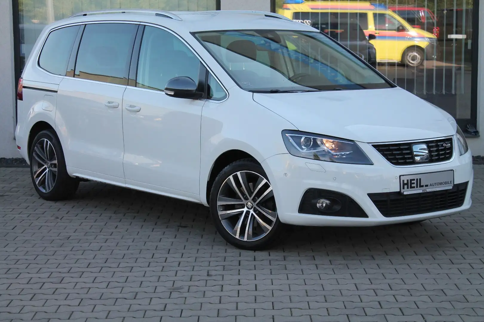 SEAT Alhambra FR-Line*ACC*KAMERA*AHK*NAVI*7 SITZE* Weiß - 2