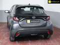 Toyota Yaris 120H 1.5 Business Plus Gris - thumbnail 4