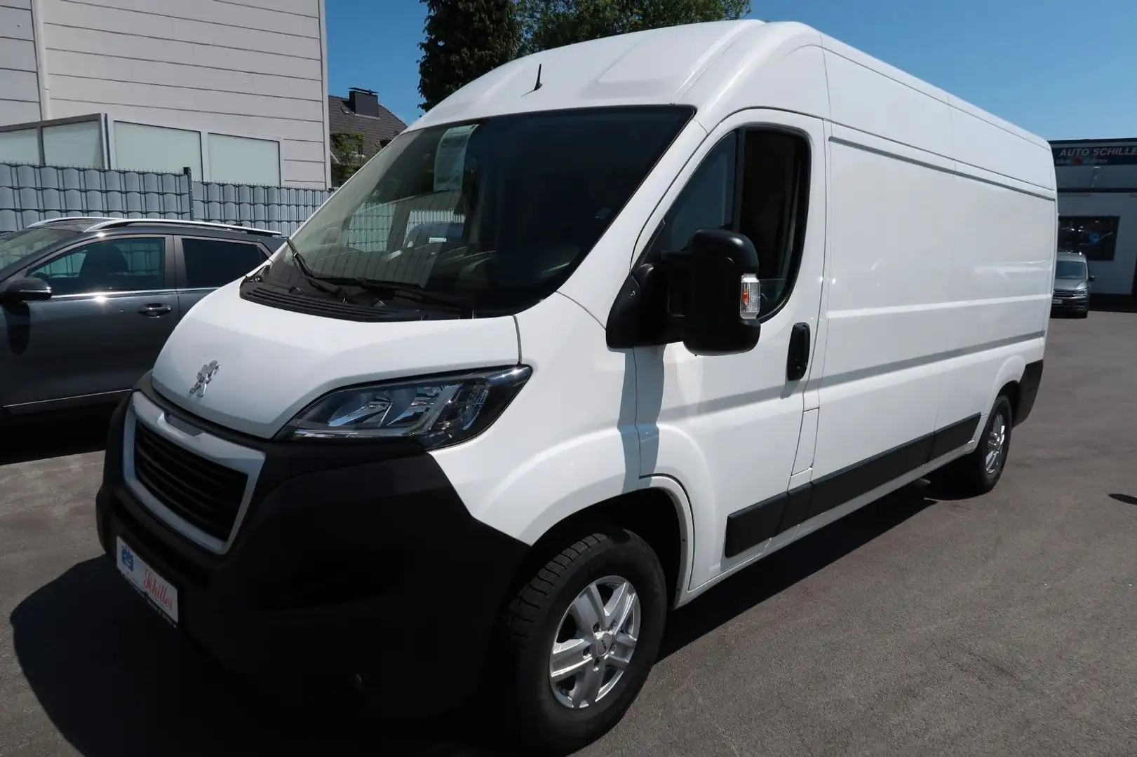 Peugeot Boxer 335 L3H2 Pro BlueHDi 140 S # Navi # Regale Bianco - 1