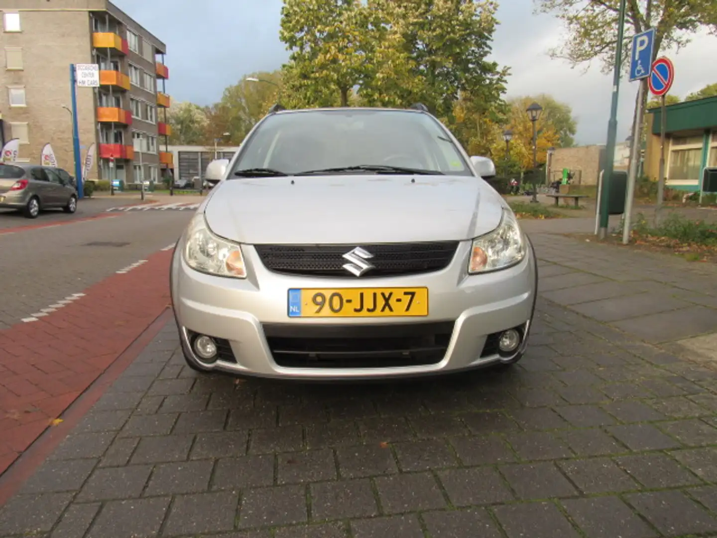 Suzuki SX4 1.6 5Drs Shogun Grijs - 2