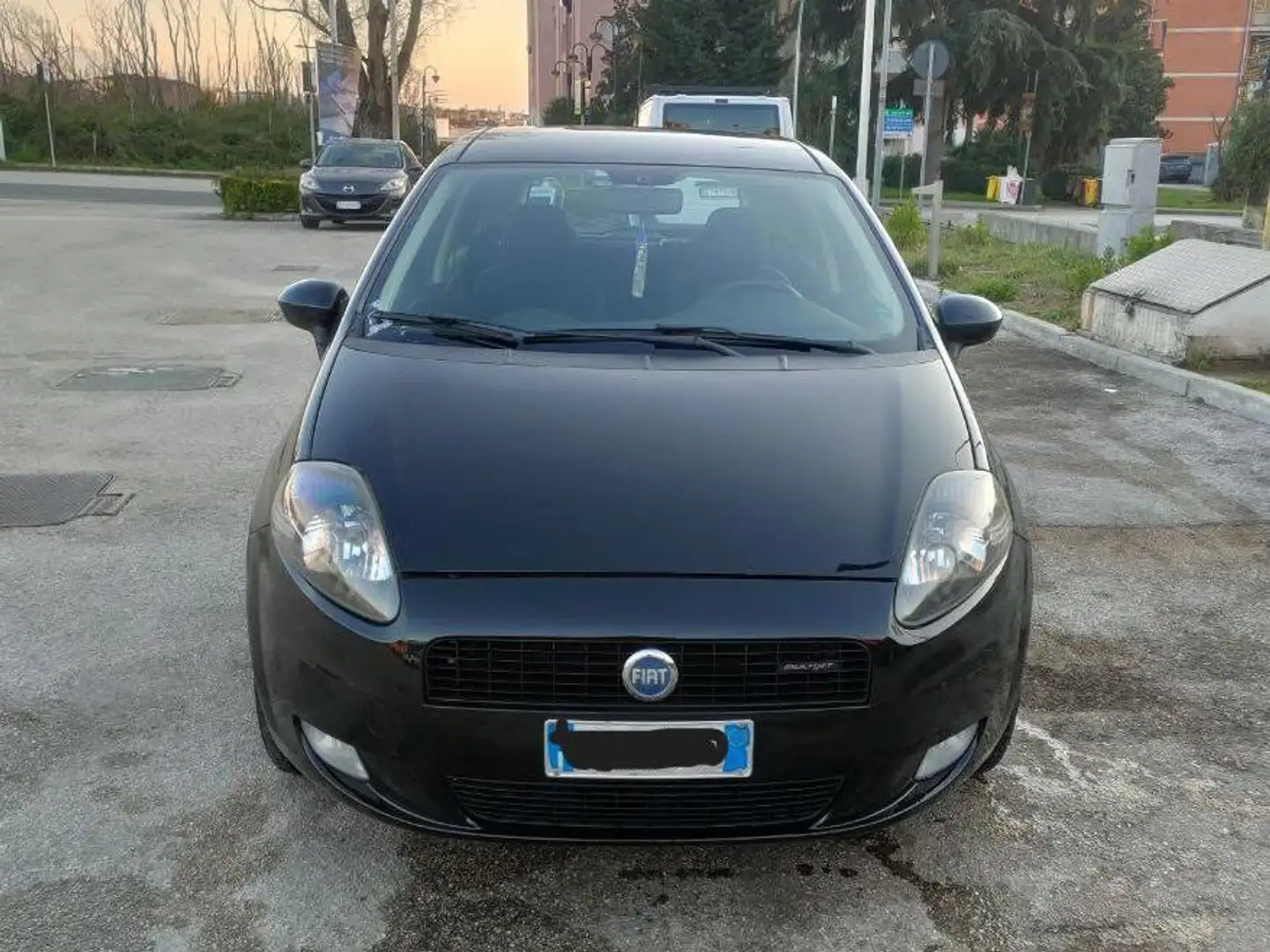 Fiat Grande Punto Grande Punto 5p 1.3 mjt 16v Emotion 90cv 6m Czarny - 2