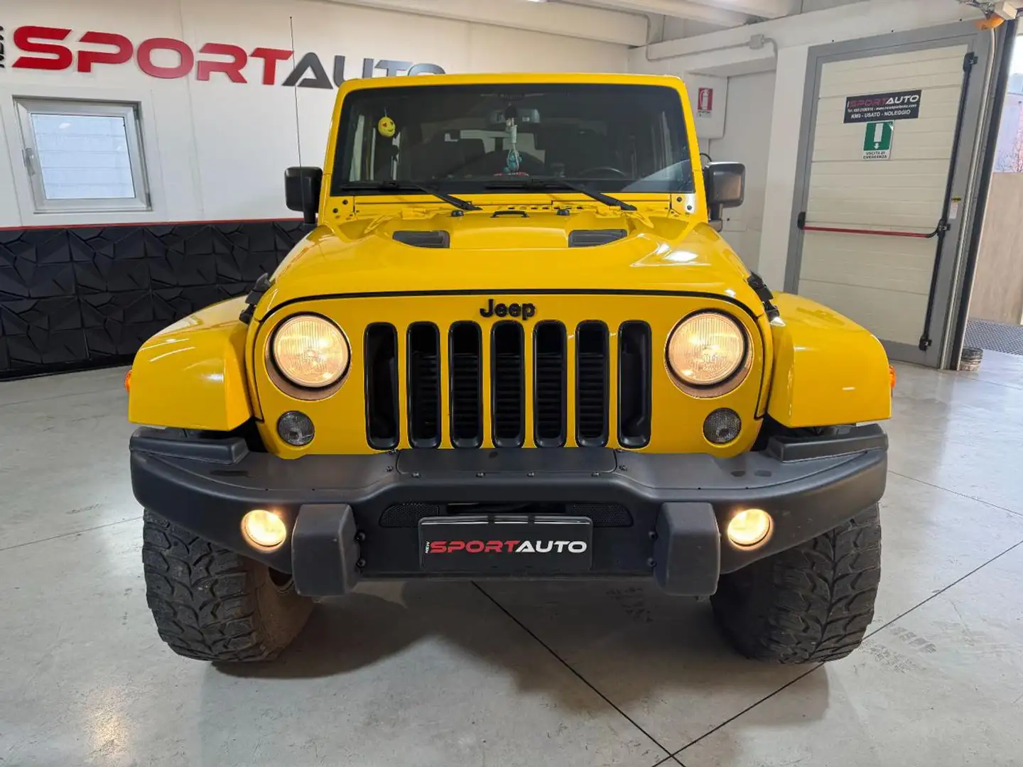 Jeep Wrangler 2.8 CRD DPF Polar Auto Giallo - 2