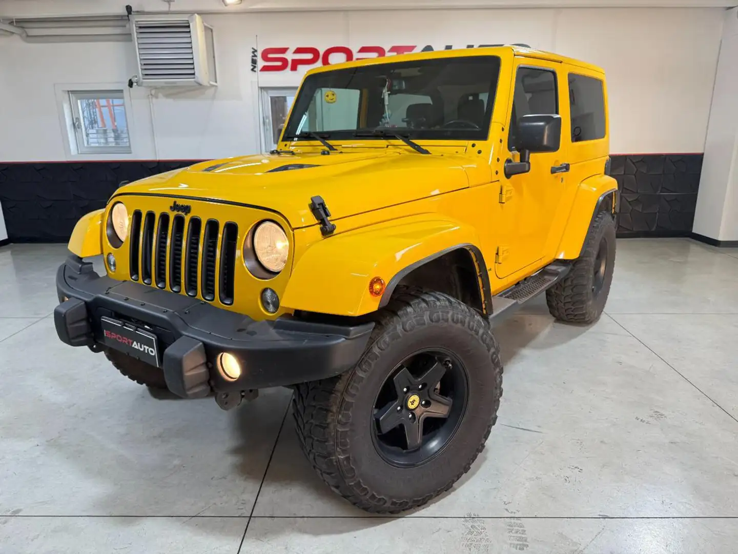 Jeep Wrangler 2.8 CRD DPF Polar Auto Giallo - 1