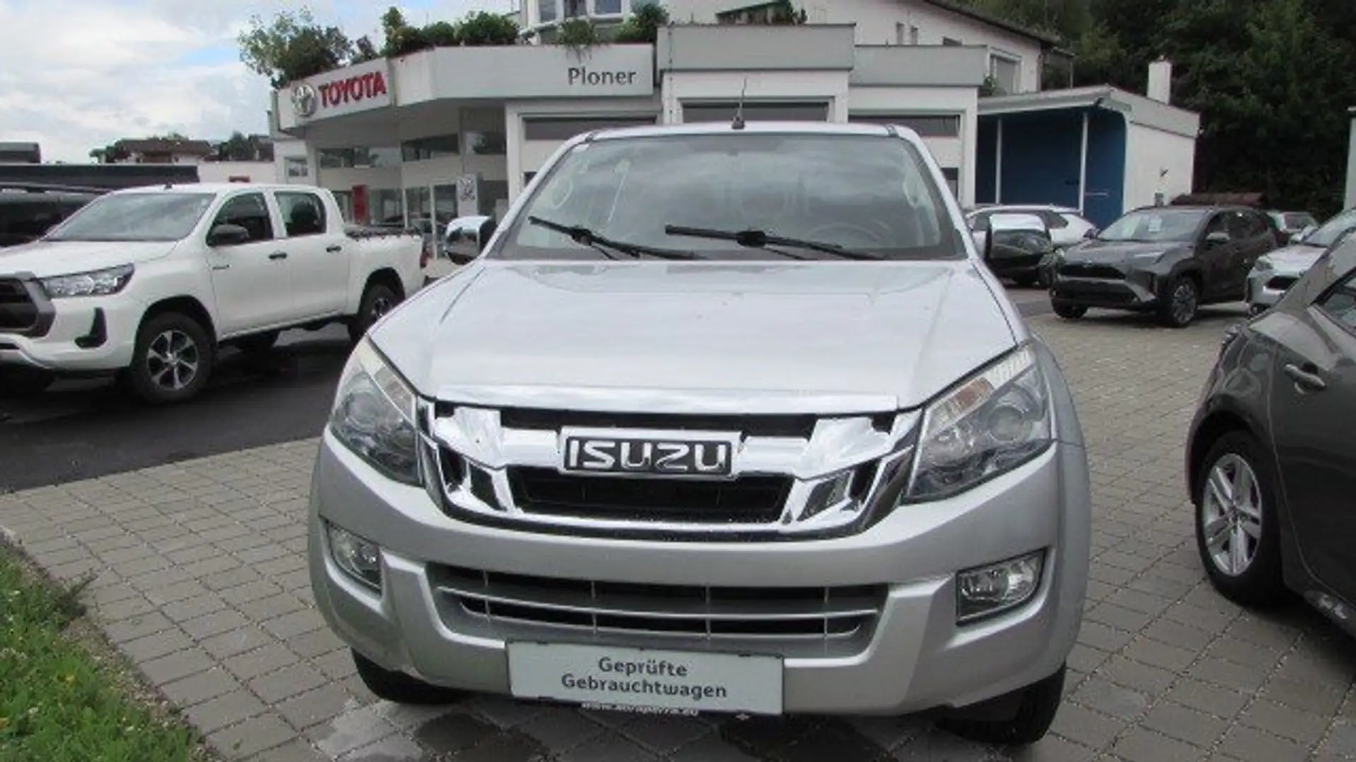 Isuzu D-Max 2,5 Double Cab 4WD Premium Blanco - 1