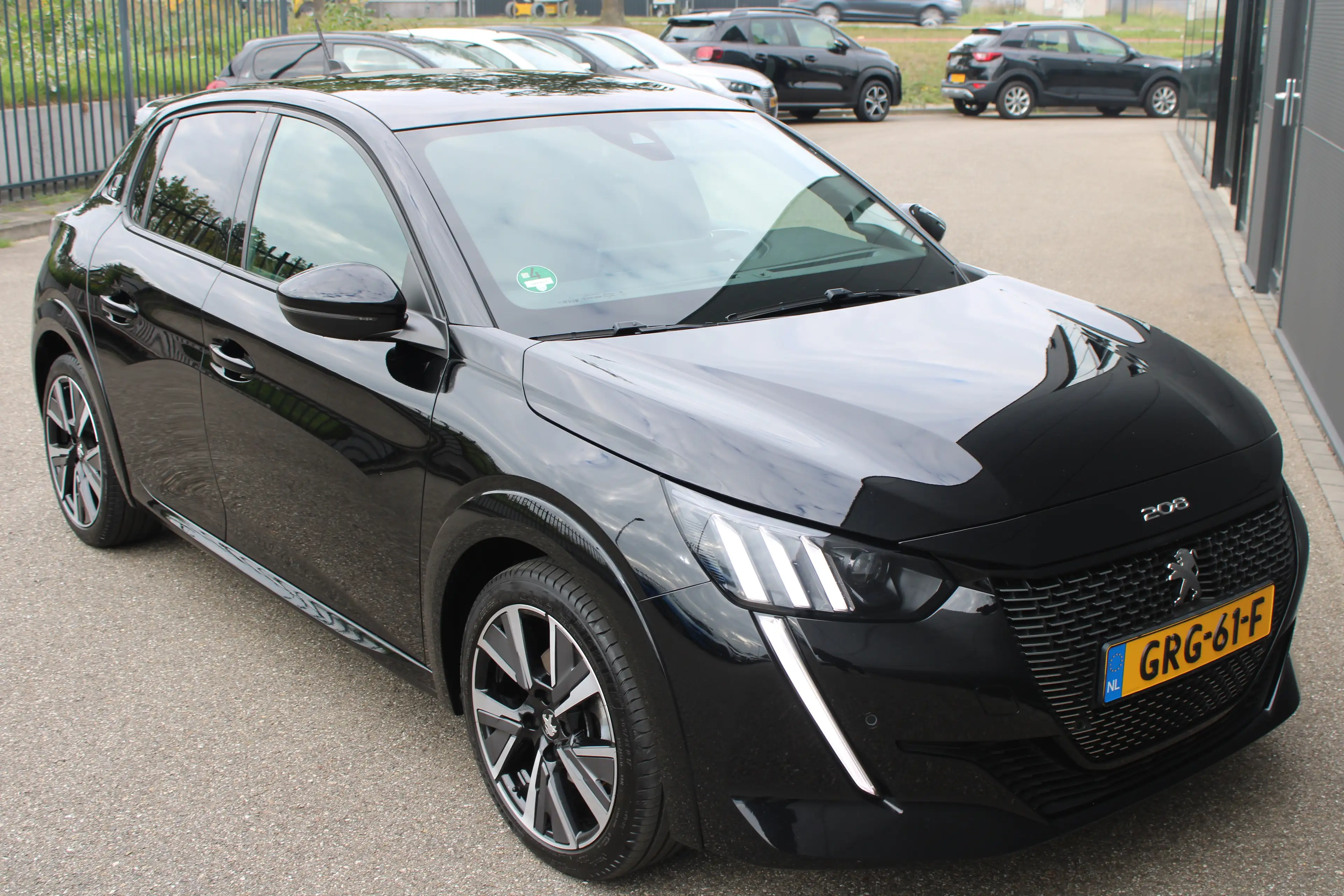 Peugeot 208 1.2 PureTech 130pk EAT8 GT | Automaat | Panoramada — photo 8