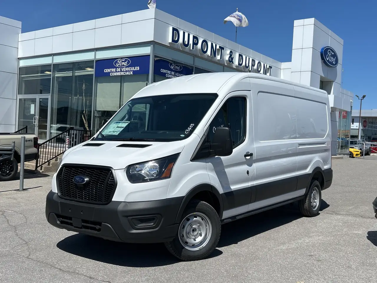 Ford Transit Cargo Van снимка Ford Transit Cargo Van