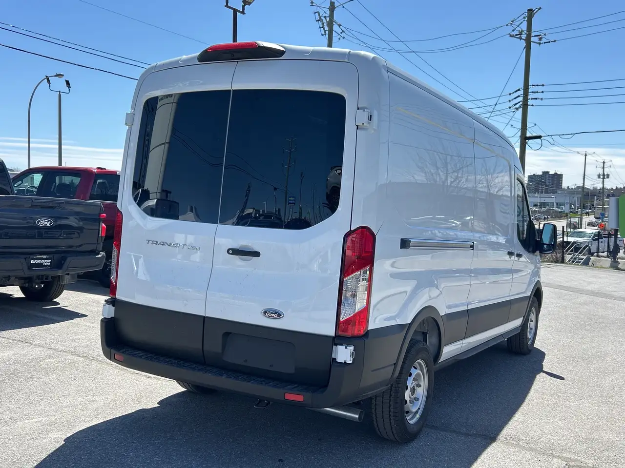 Ford Transit Cargo Van снимка Ford Transit Cargo Van