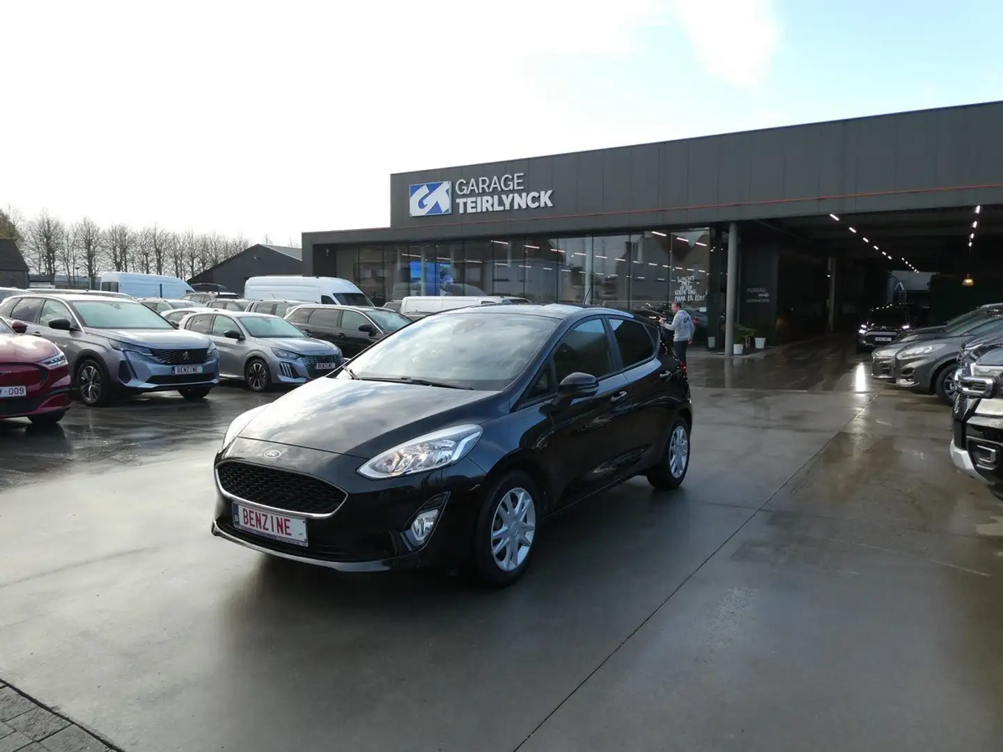 Ford Fiesta 5d 1.1i benzine 70pk Trend luxe '17 41000km (20764 Zwart - 2