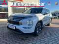 Mitsubishi Outlander 2,4 4WD Invite 220V AT 25 Weiß - thumbnail 1