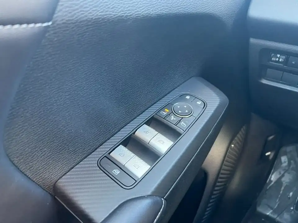 Mitsubishi Outlander 2,4 4WD Invite 220V AT 25 – Bild 10