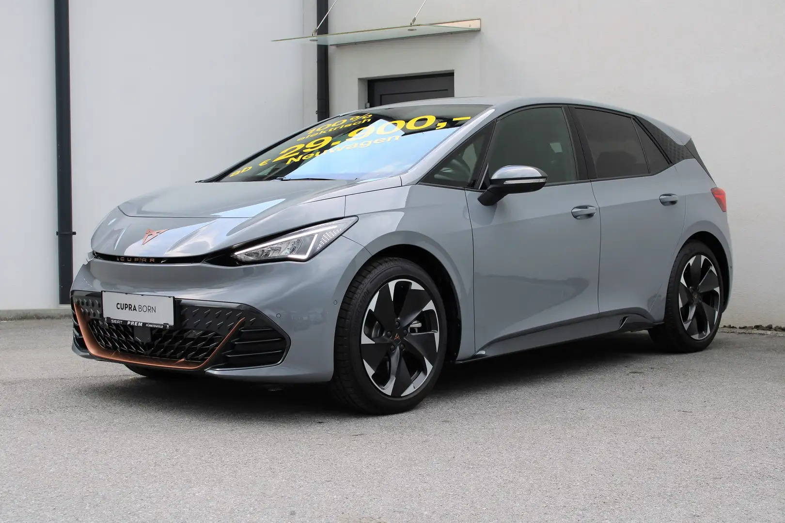 CUPRA Born 58/62 e-Boost 170kW/231PS mit vielen Extras! Šedá - 2
