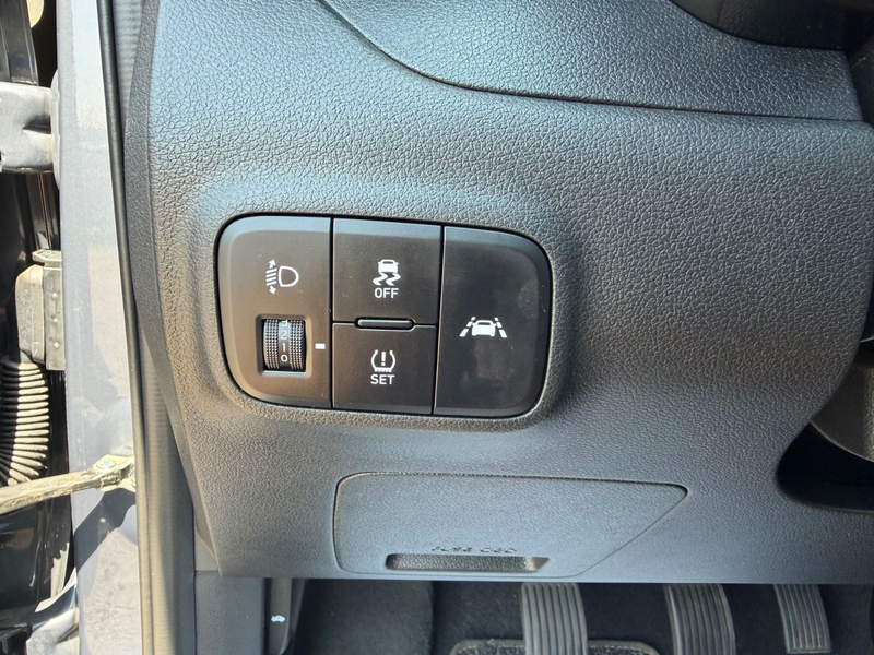 Hyundai i10 Edition 30 — photo 12