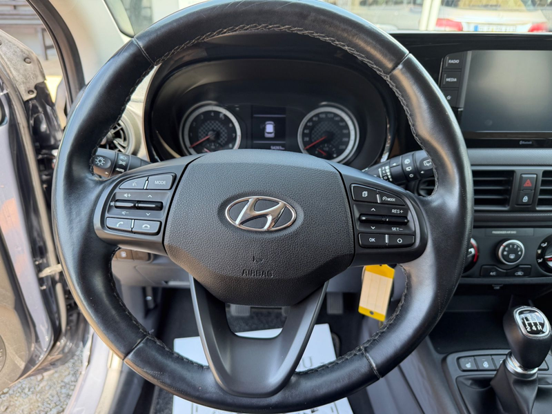 Hyundai i10 Edition 30 — photo 14