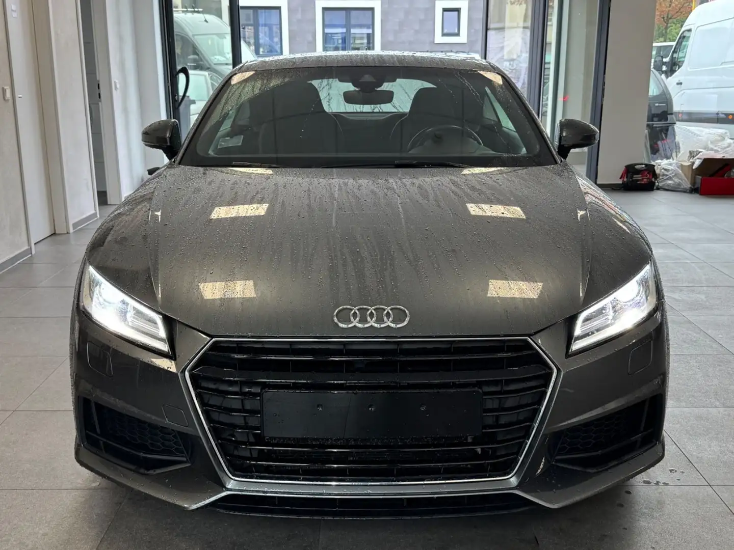 Audi TT Coupe 2.0 TFSI-S Line Plus-Virtual Cockpit- Grau - 2