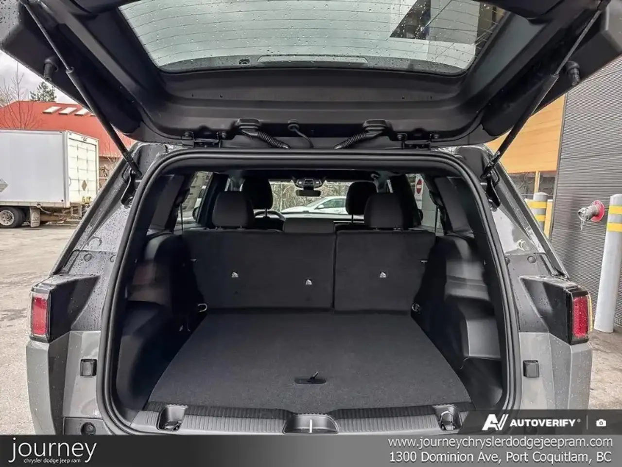 Jeep Cherokee photo Jeep Cherokee