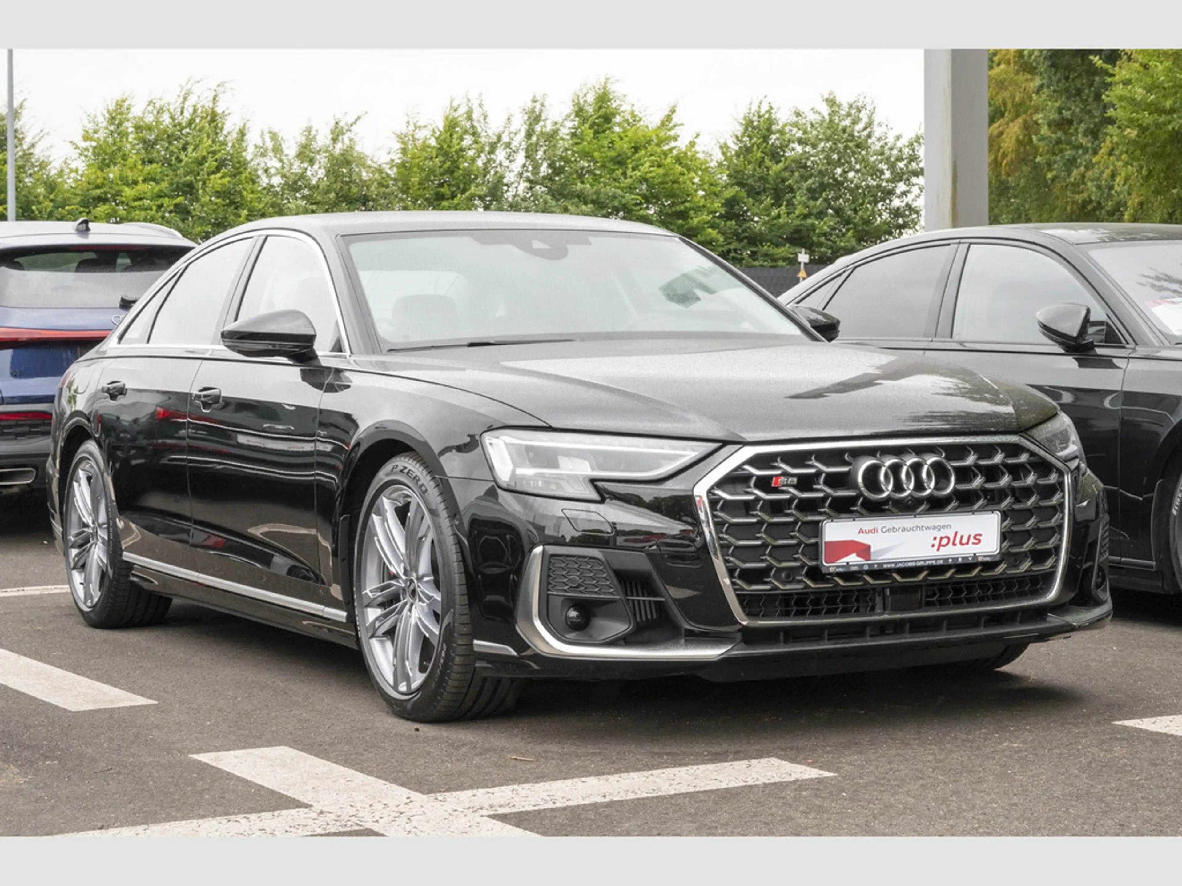 Audi S8 4.0 TFSI quattro Matrix/B&O/Navi Plus/Top View/Sitzbelüftung+Massag — photo 3