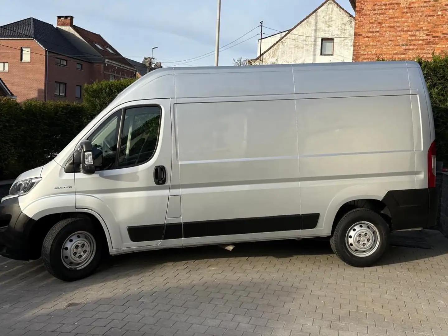 Fiat Ducato 2.3 Multijet L (EU6d-TEMP) Zilver - 1