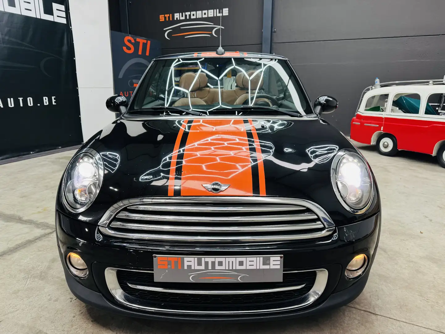 MINI Cooper D Cabrio ** GARANTIE 12 MOIS ** Noir - 2