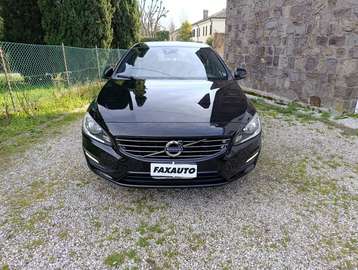 V60 I 2014 2.0 d2 Momentum geartronic