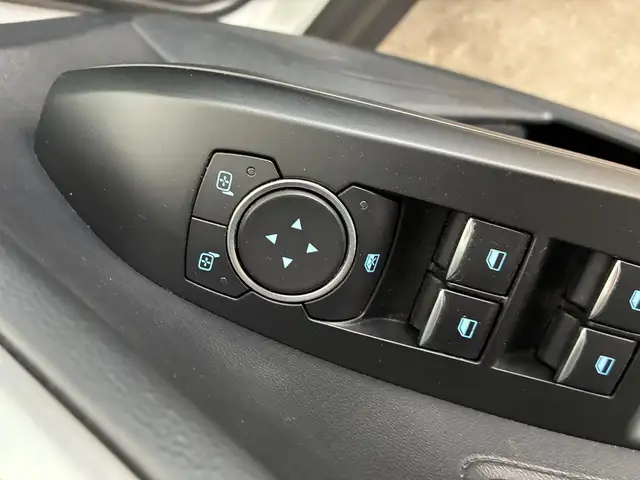 Ford Focus view 8