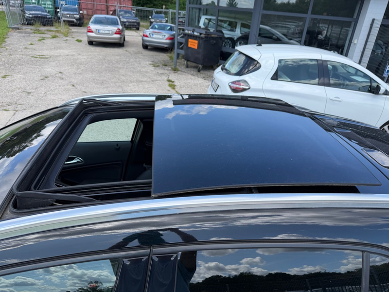 Mercedes-Benz GLA 200 AMG LINE — photo 13