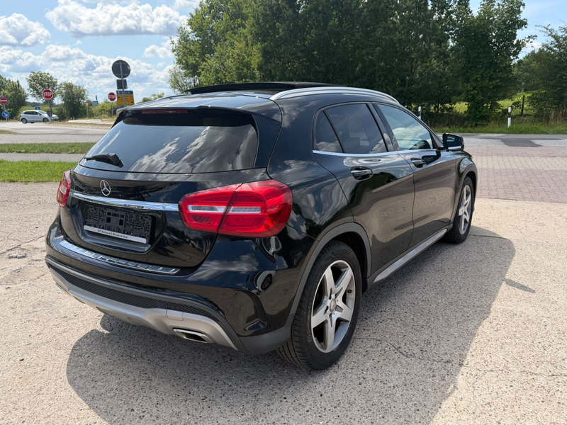 Mercedes-Benz GLA 200 AMG LINE — photo 5