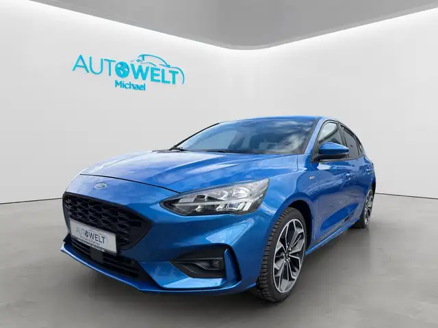 Ford Focus 1.0 ST Line NAV KAM APP HEAD UP LED TüvNeu