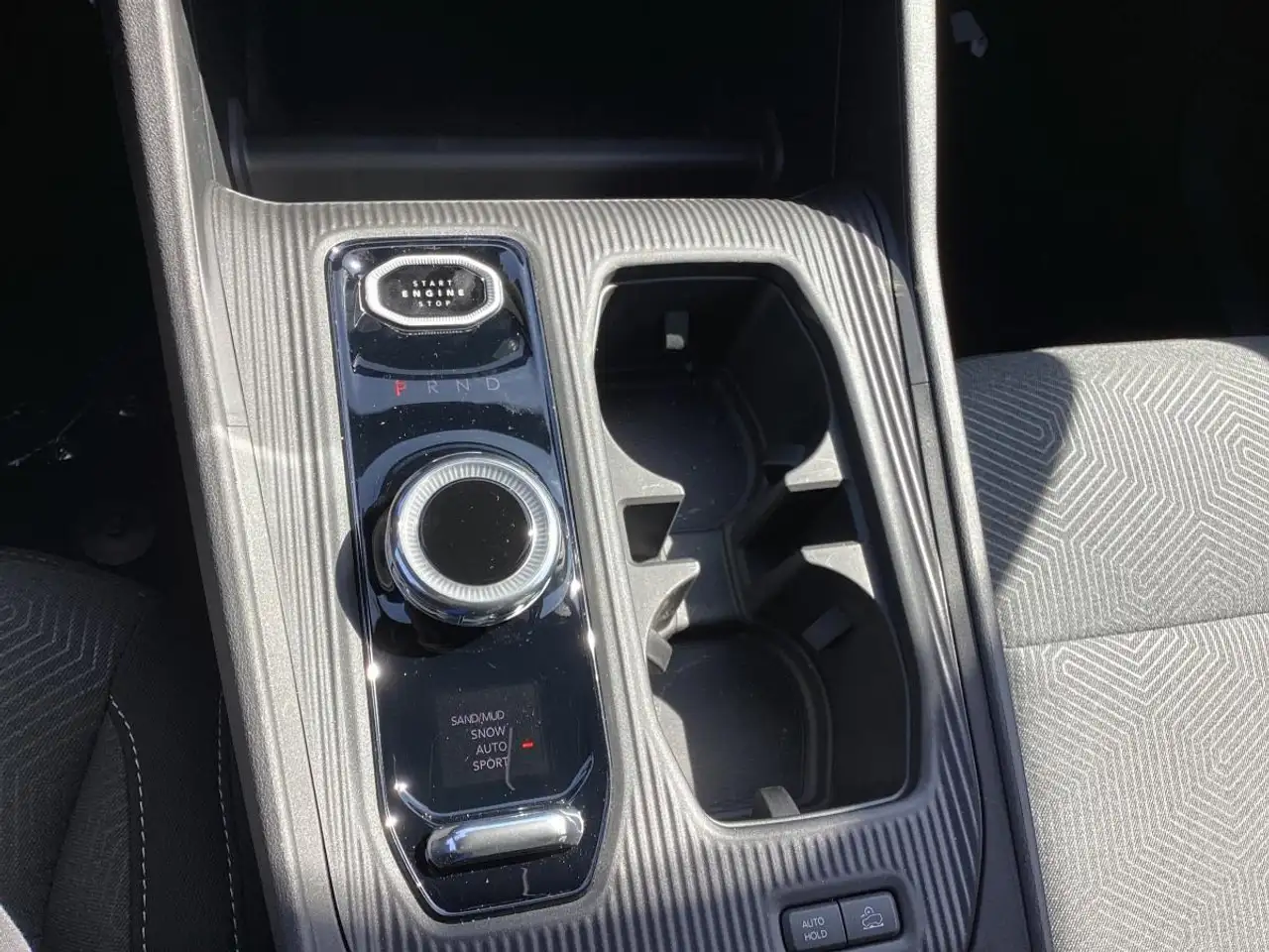 Jeep Cherokee снимка Jeep Cherokee