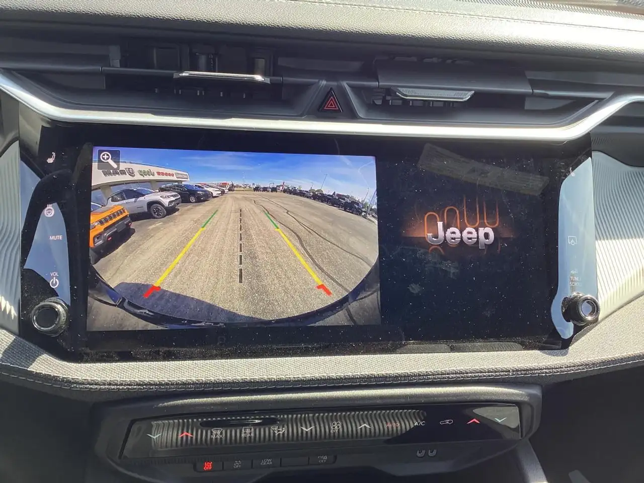 Jeep Cherokee снимка Jeep Cherokee