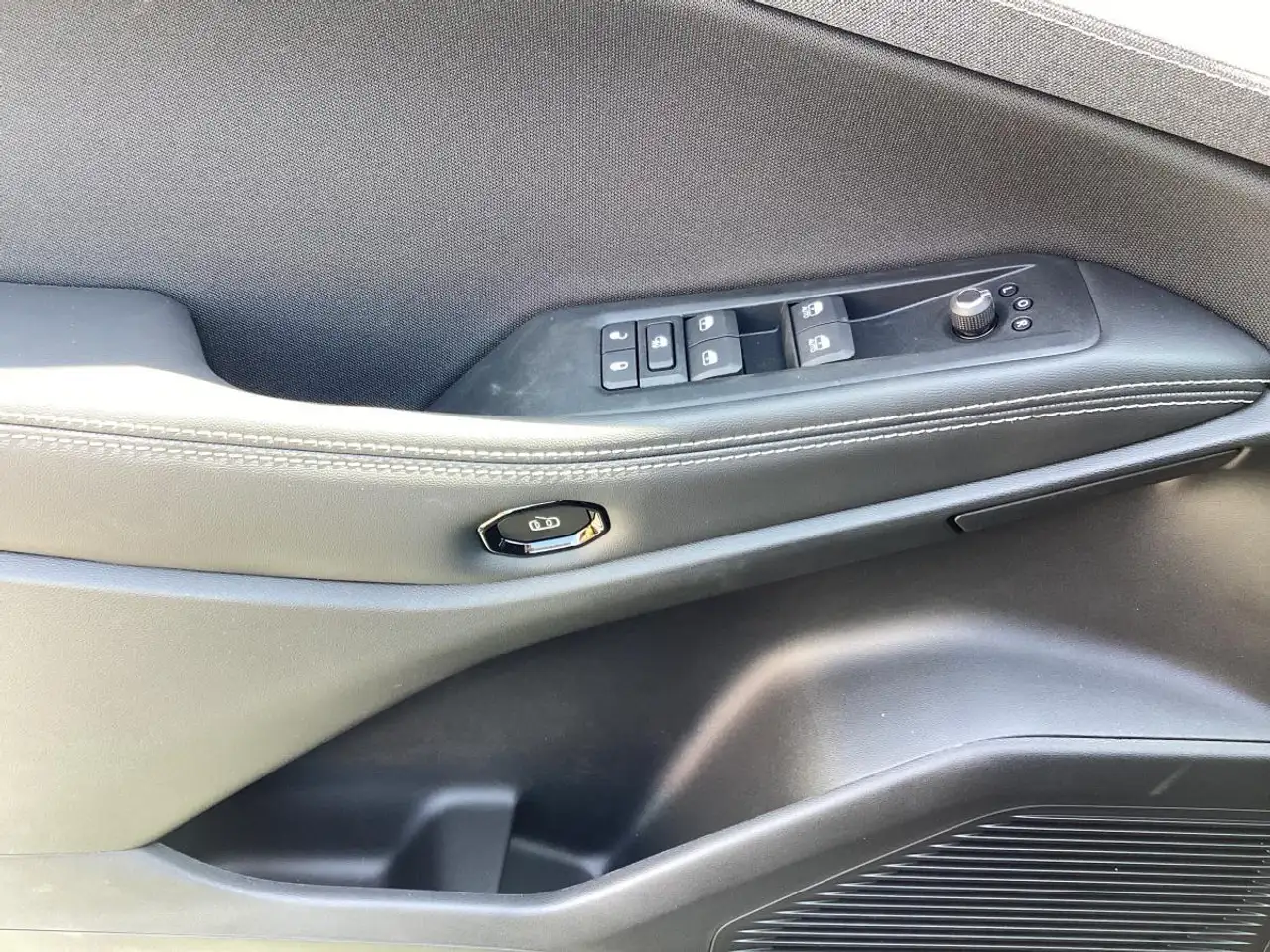 Jeep Cherokee снимка Jeep Cherokee