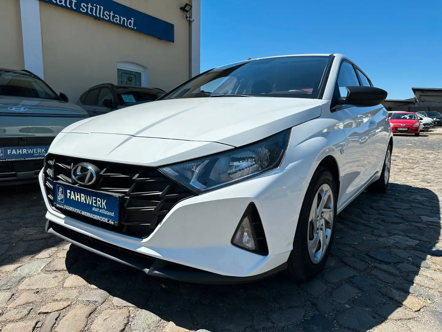 Hyundai i20 blue 1.2 Classic AU+HU neu inkl. M+S Wit - 1