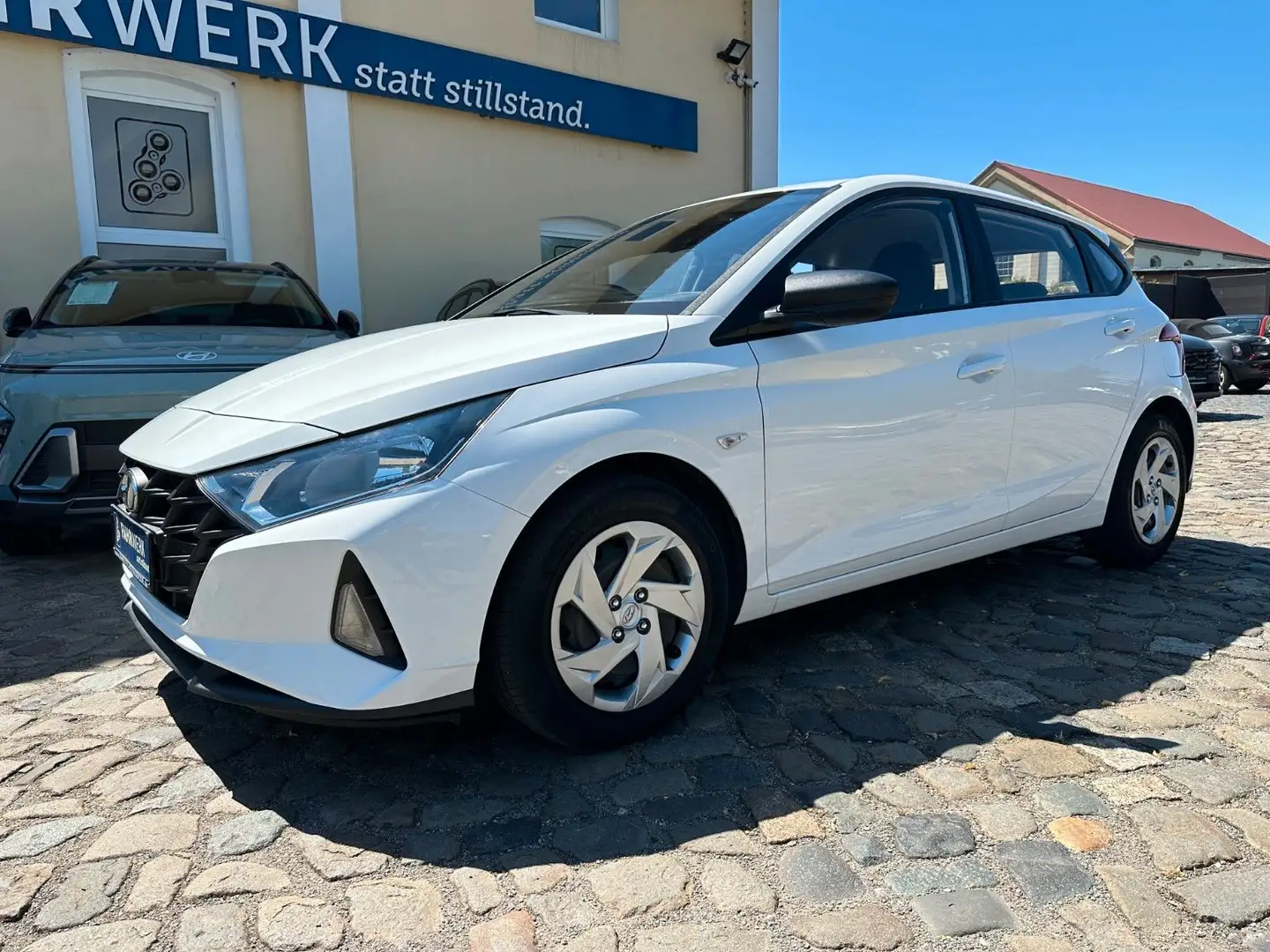 Hyundai i20 blue 1.2 Classic AU+HU neu inkl. M+S Wit - 2
