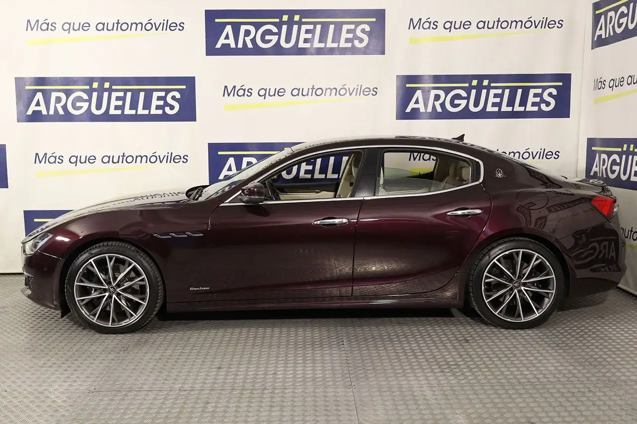 Maserati Ghibli 2021