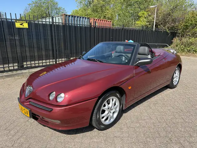 Alfa Romeo Spider 1.8-16V T.Spark Leer/Airco/LMV