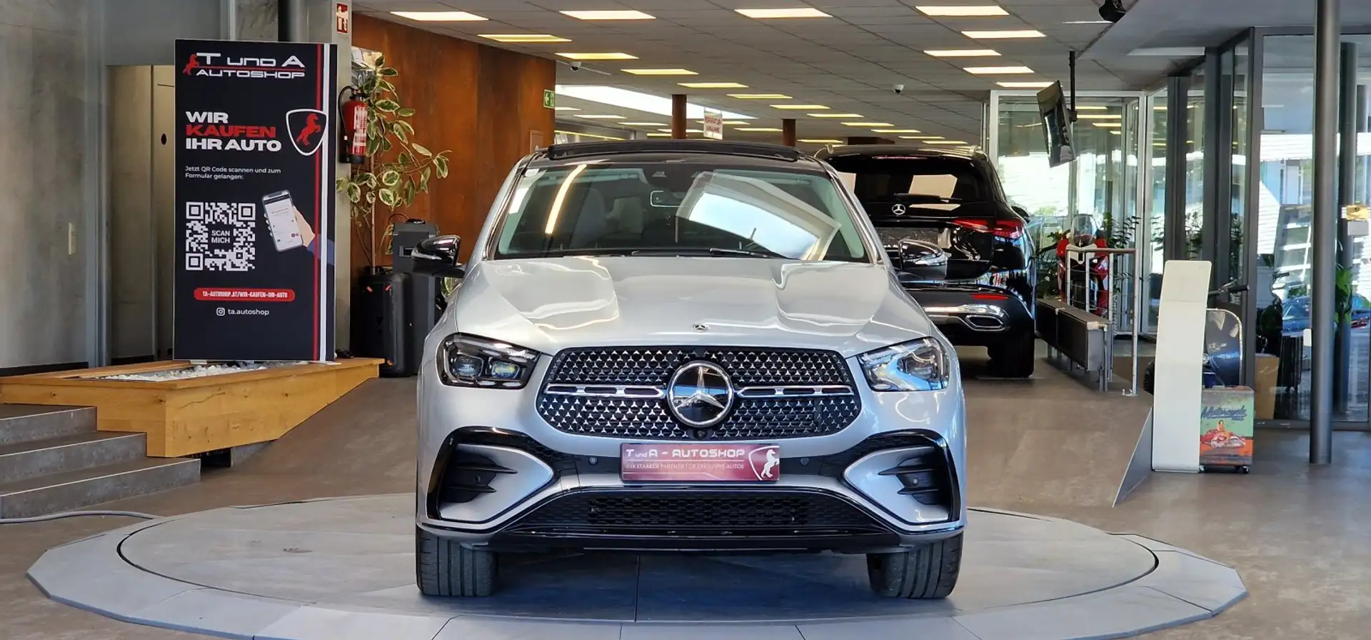 Mercedes-Benz GLE 450 d 4Matic Coupe AMG-Paket Aut. *Head-up*Pano*360°* Grau - 2