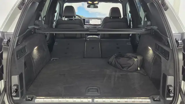 BMW X5 view 17