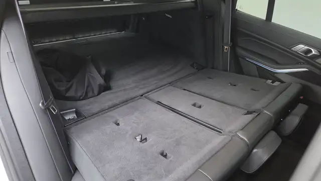 BMW X5 view 20