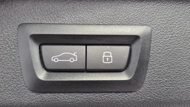 BMW X5 view 18