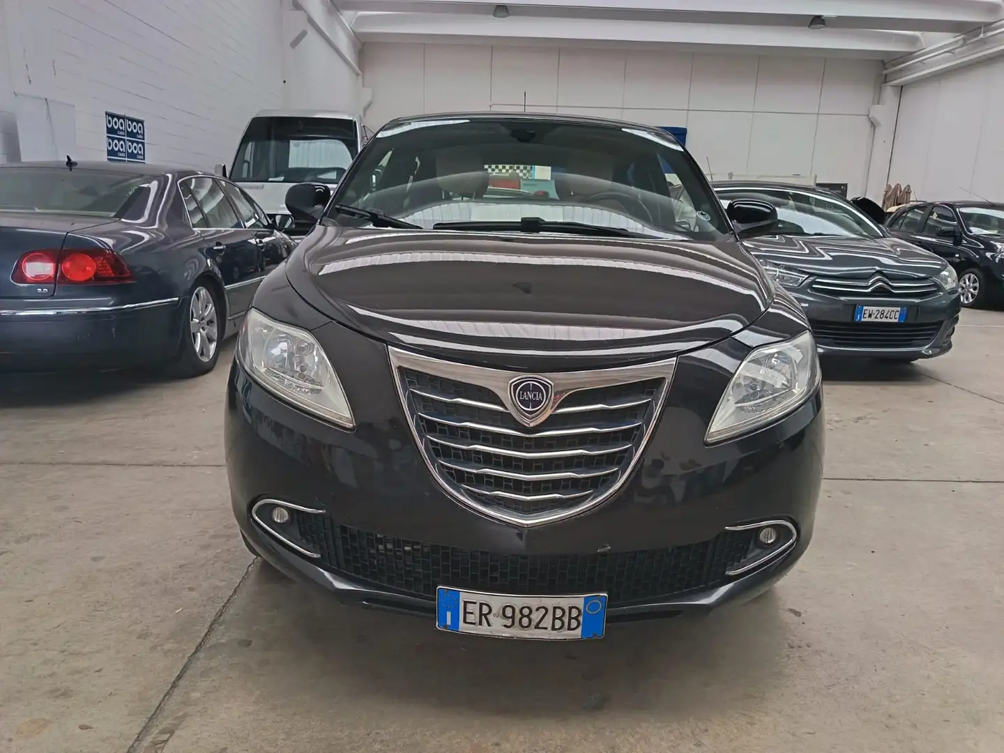 Lancia Ypsilon 0.9 t.air Black/METANO Nero - 2