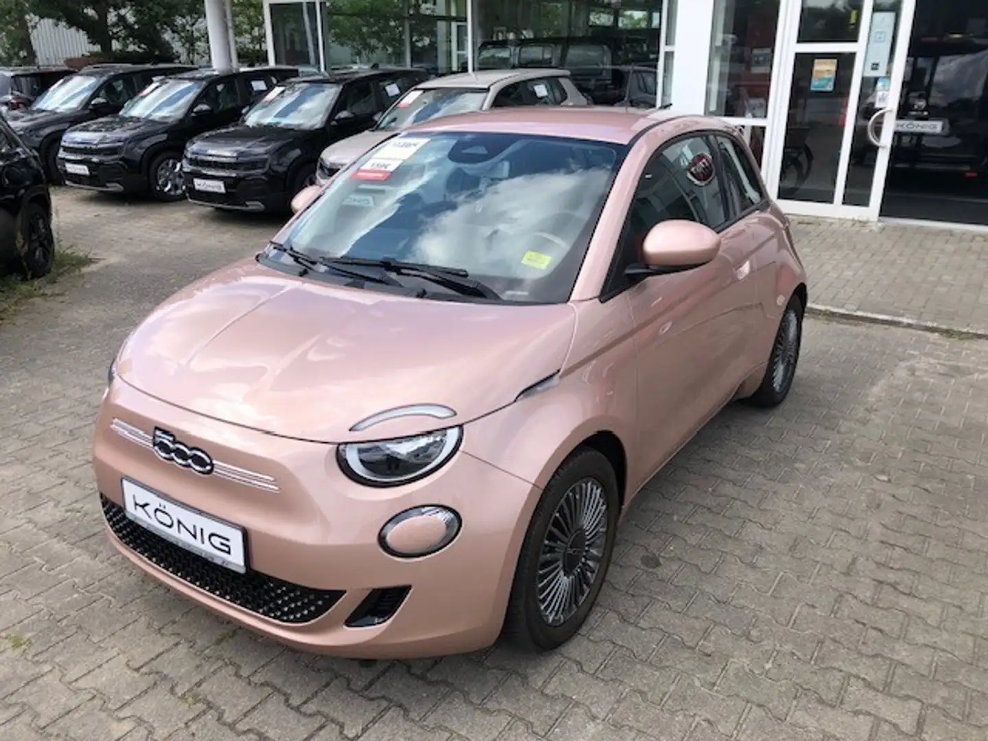 Fiat 500e 3+1 118PS 42kWh CCS KLIMA*CARPLAY*TEMPOMAT Gold - 1