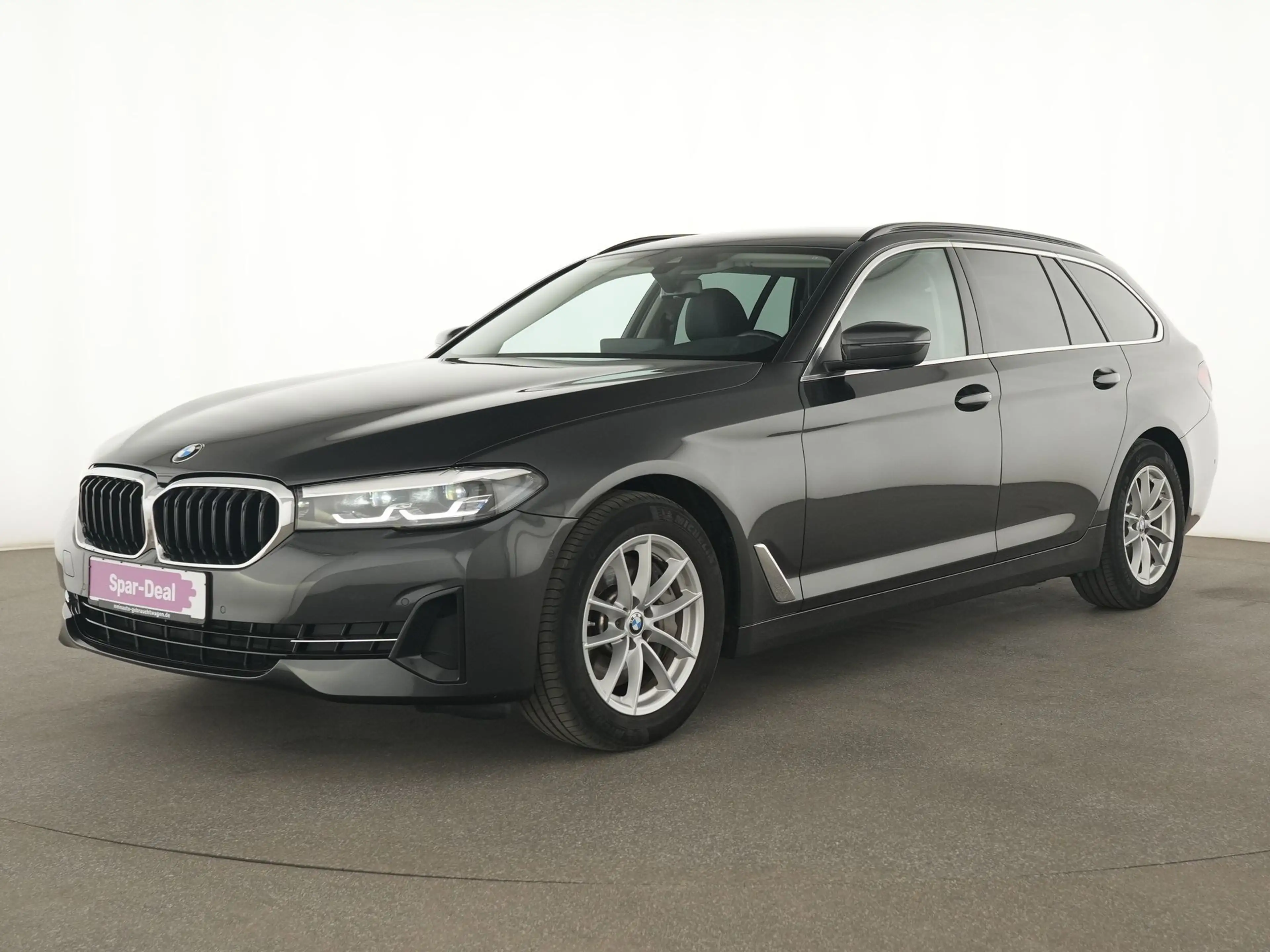 BMW 530 d xDrive AHK|LED|R-Kam|Navi|SHZ|eHeck|Business — photo 2