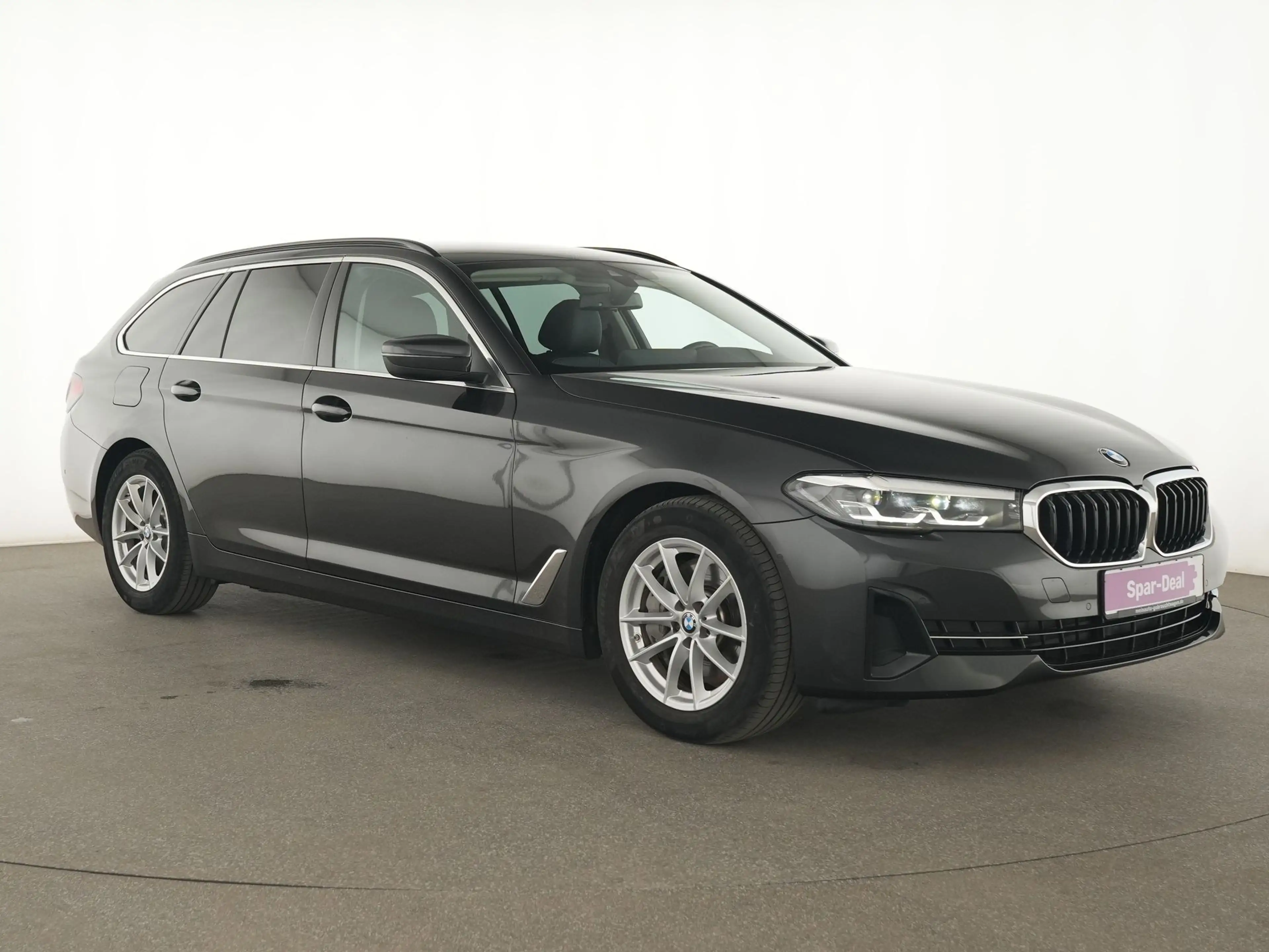 BMW 530 d xDrive AHK|LED|R-Kam|Navi|SHZ|eHeck|Business — photo 4