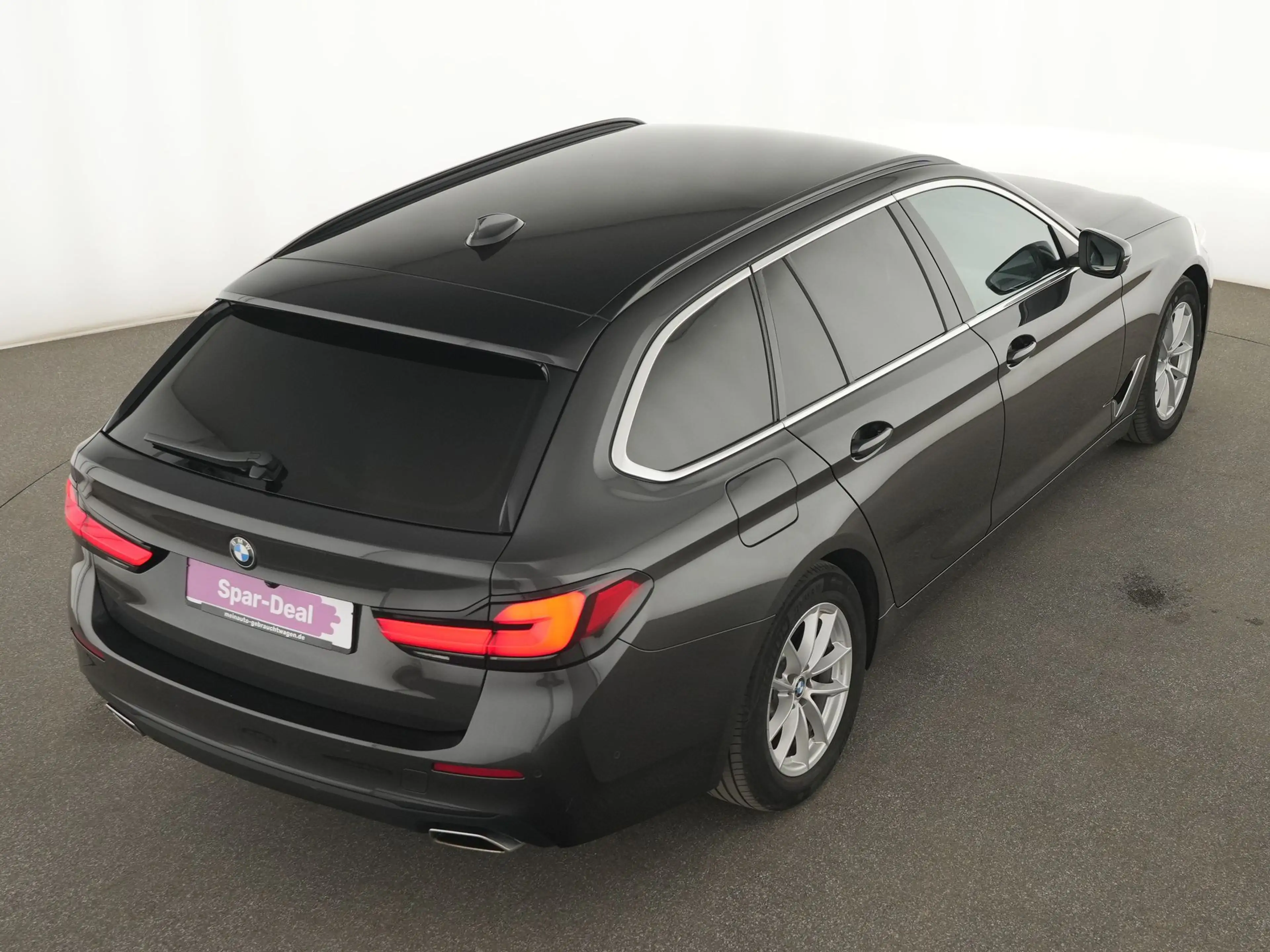 BMW 530 d xDrive AHK|LED|R-Kam|Navi|SHZ|eHeck|Business — photo 11