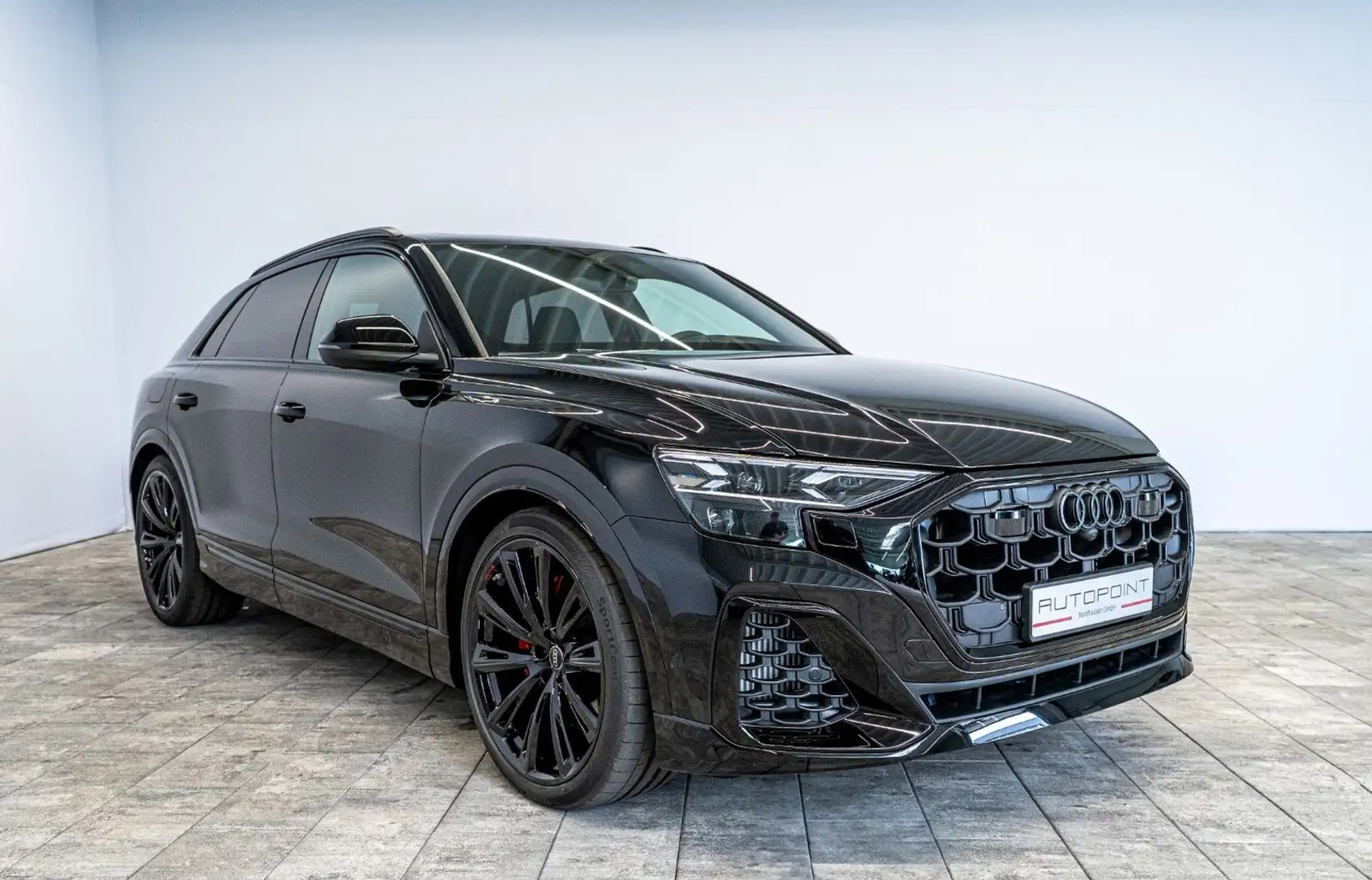Audi SQ8 qu °2025°Laser°rote N.°Head-up°Pano°Massage° Zwart - 2