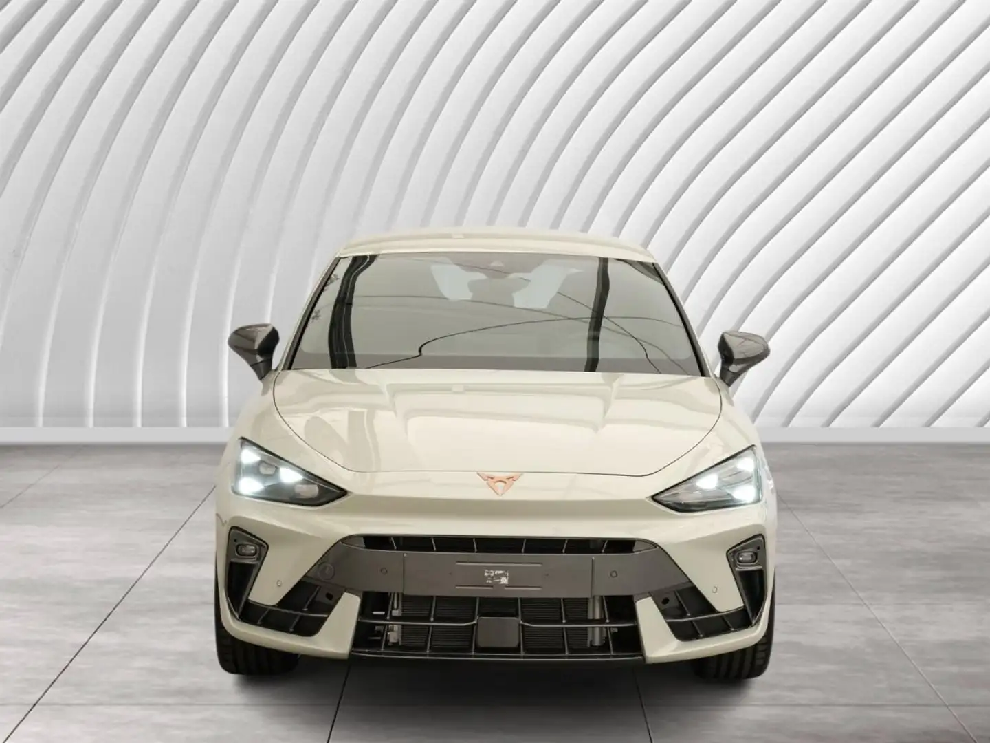 CUPRA Leon 1.5 eTSI 110 kW (150 PS) DSG Beige - 2