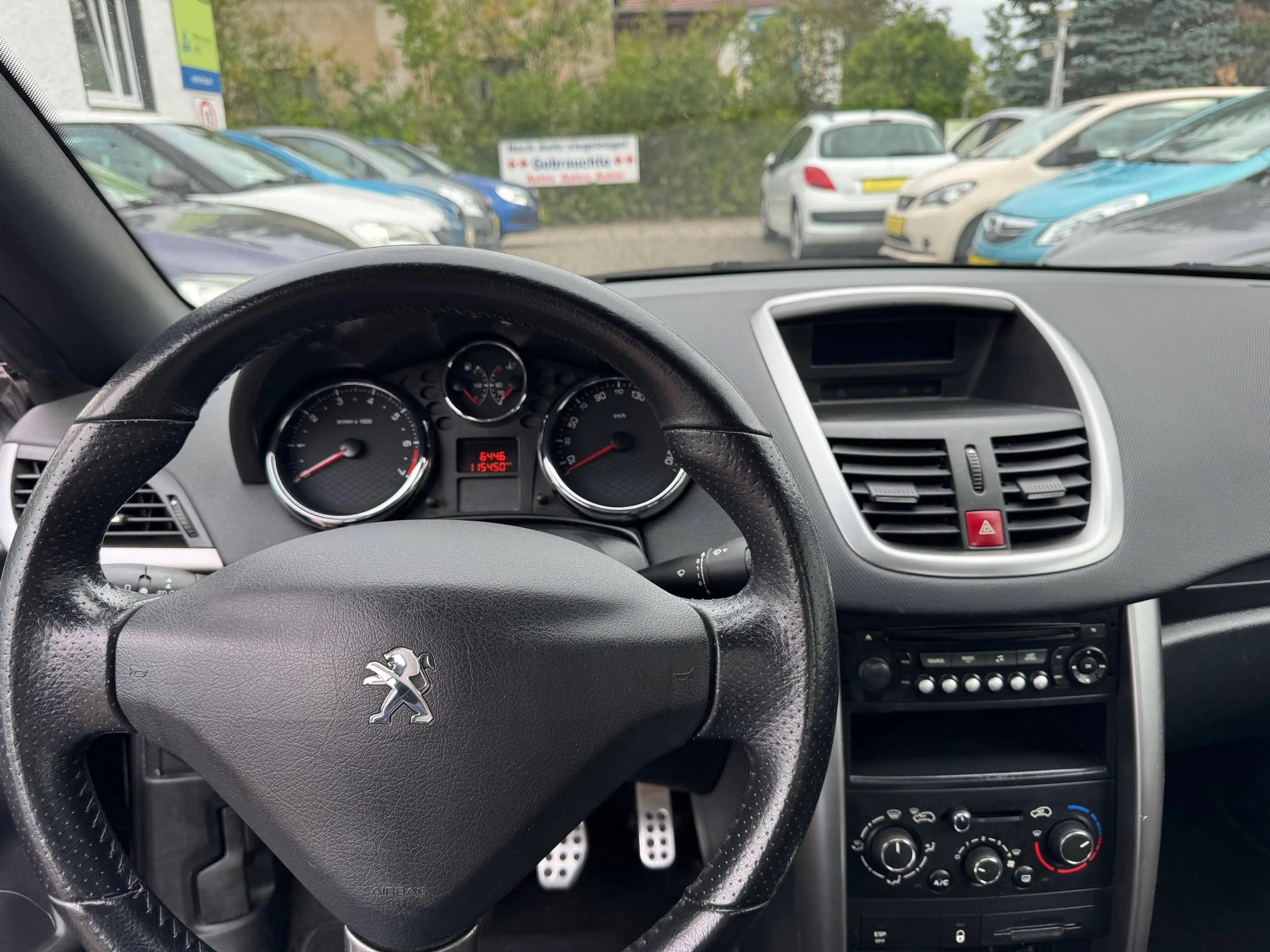 Peugeot 207 Cabrio, **1.Hand!** — photo 7