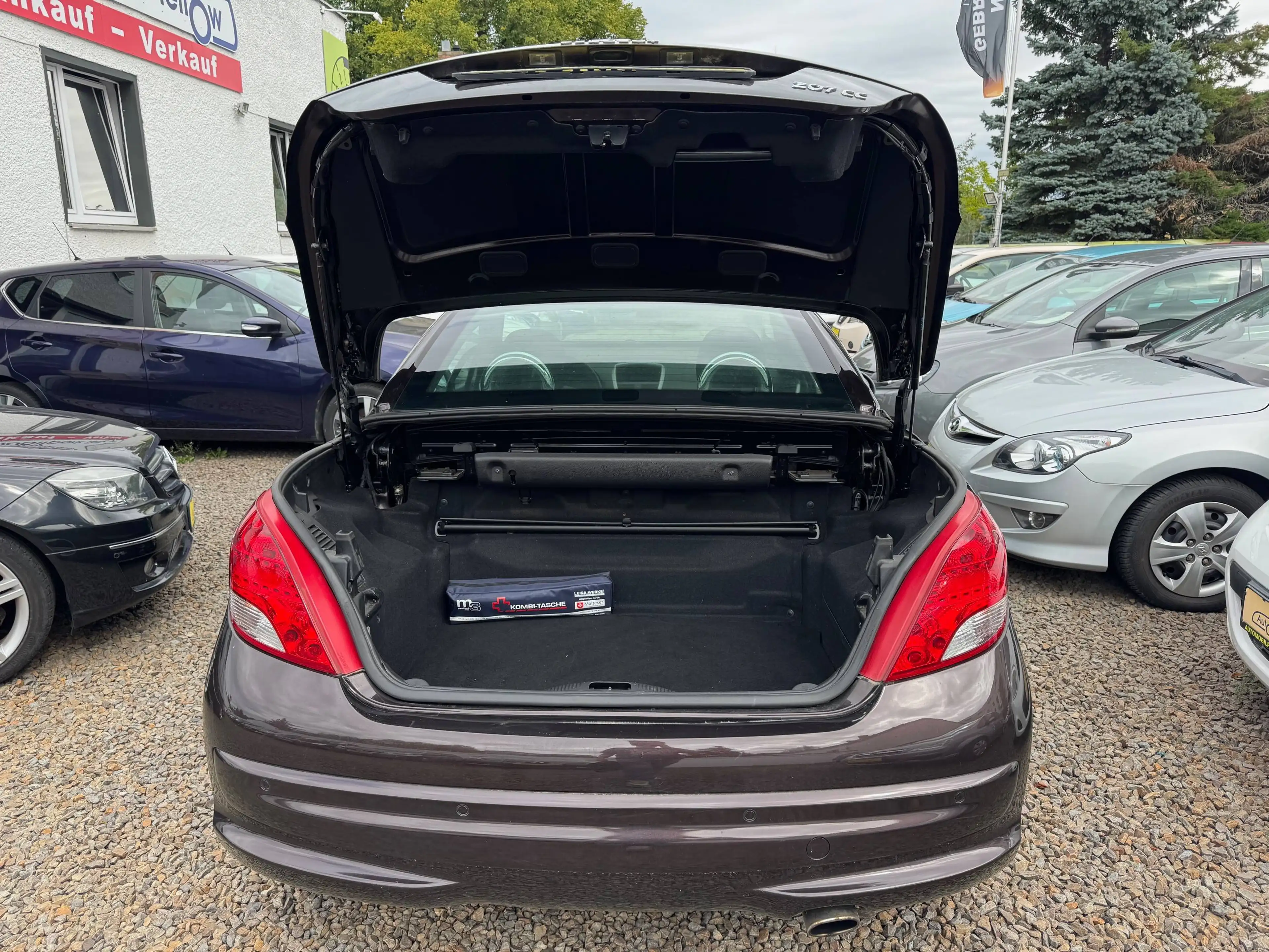 Peugeot 207 Cabrio, **1.Hand!** — photo 9